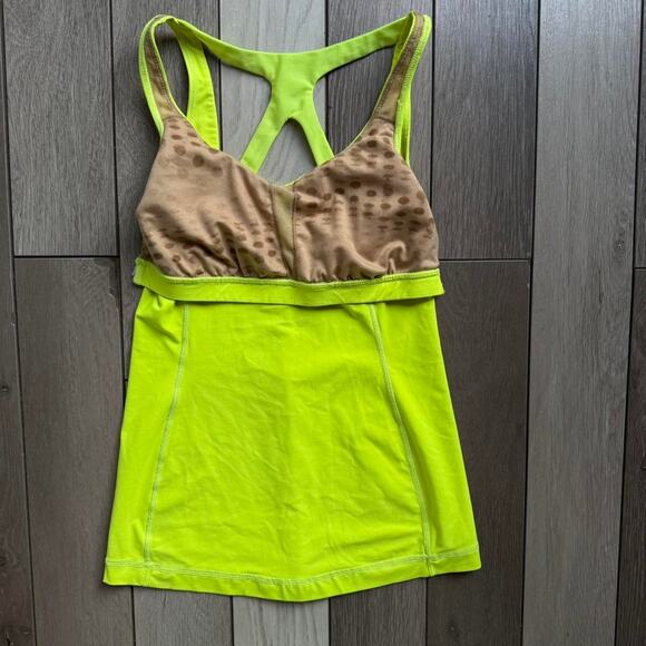 Lime green lululemon tank top - Picture 4 of 5